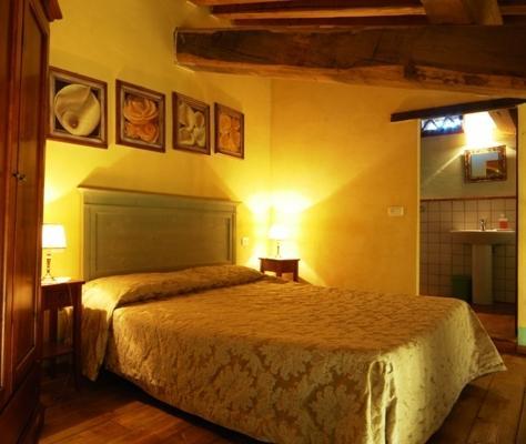 Agriturismo Podere La Marronaia Сан-Джиміньяно Номер фото