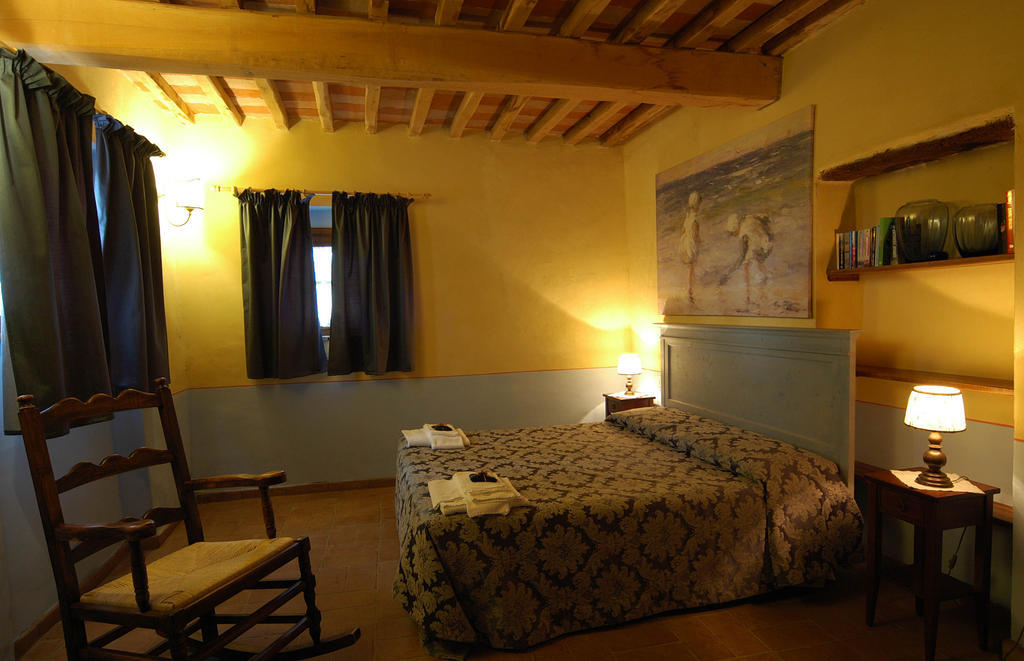 Agriturismo Podere La Marronaia Сан-Джиміньяно Екстер'єр фото